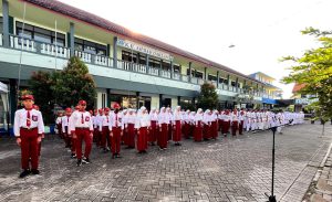Peringati Hardiknas 2026, Guru dan Siswa Muhammadiyah 3 Pandaan Bersinergi dalam Khidmatnya Upacara